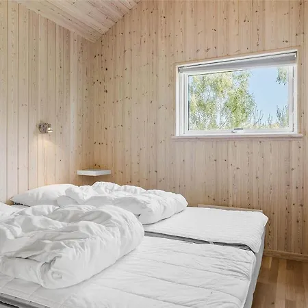 30460-odder-strandvaenget-16 بيت للعطل